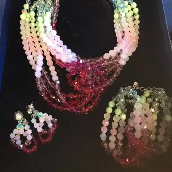 Rare Authentic Swarovski Elegant Multicolor Beaded Necklace and Earring Set. 🎄 - Picture 6 of 8